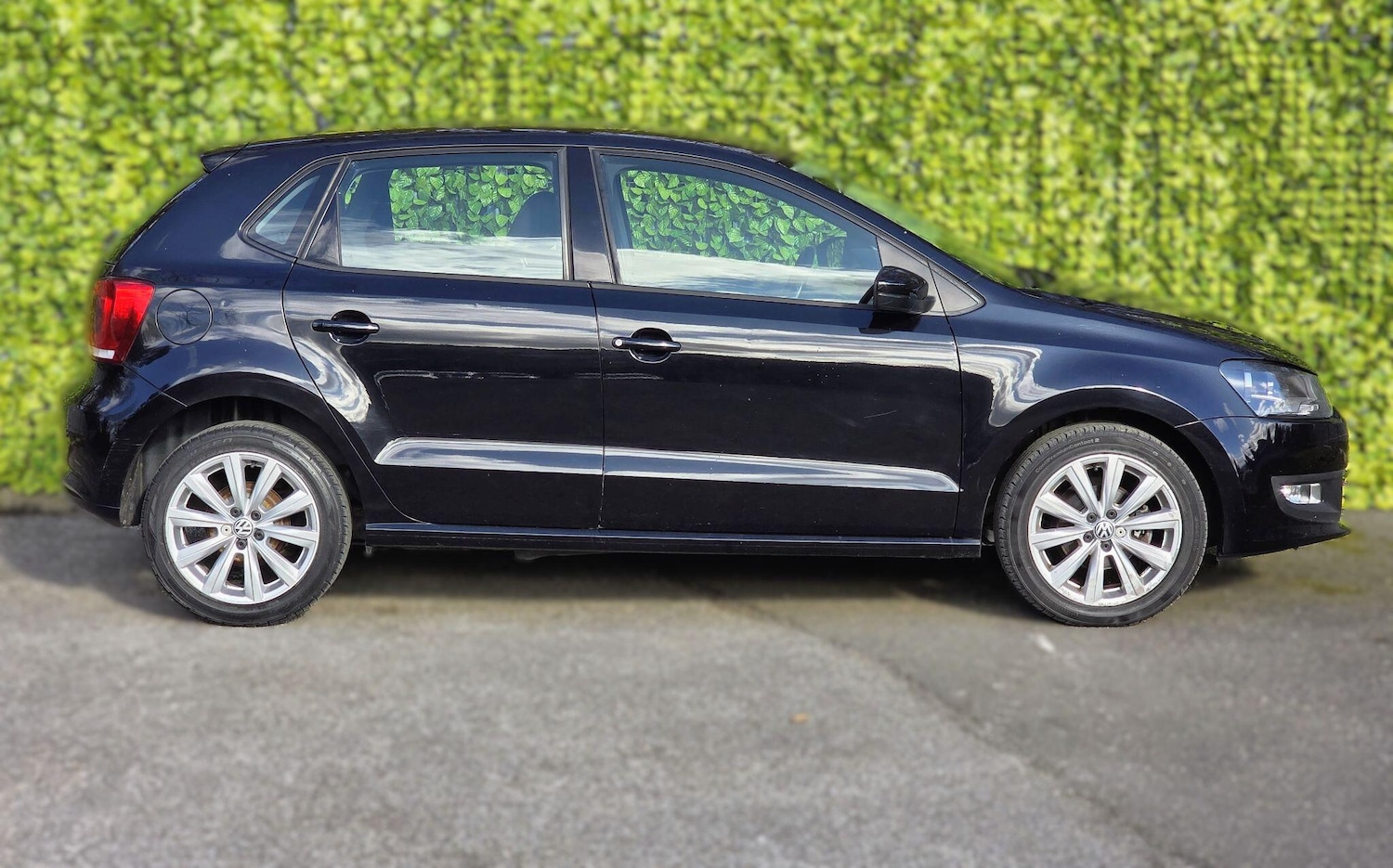 Used Volkswagen Polo 2011 for sale - 77853273: Photo 6