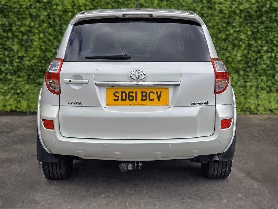 Used Toyota RAV4 2011 for sale - 77633026: Photo 10