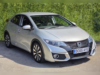 Used Honda Civic 2015 for sale - 79521211: Photo