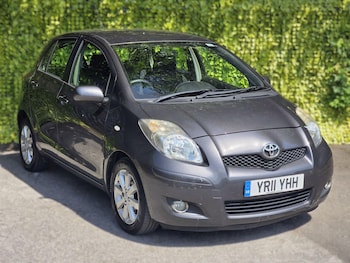 Used Toyota Yaris 2011 for sale - 79168915: Photo
