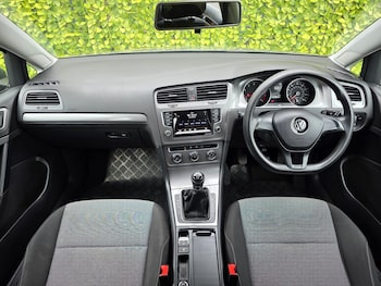 Used Volkswagen Golf 2014 for sale - 77783488: Photo