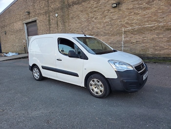 Used Peugeot Partner 2018 for sale - 77844539: Photo