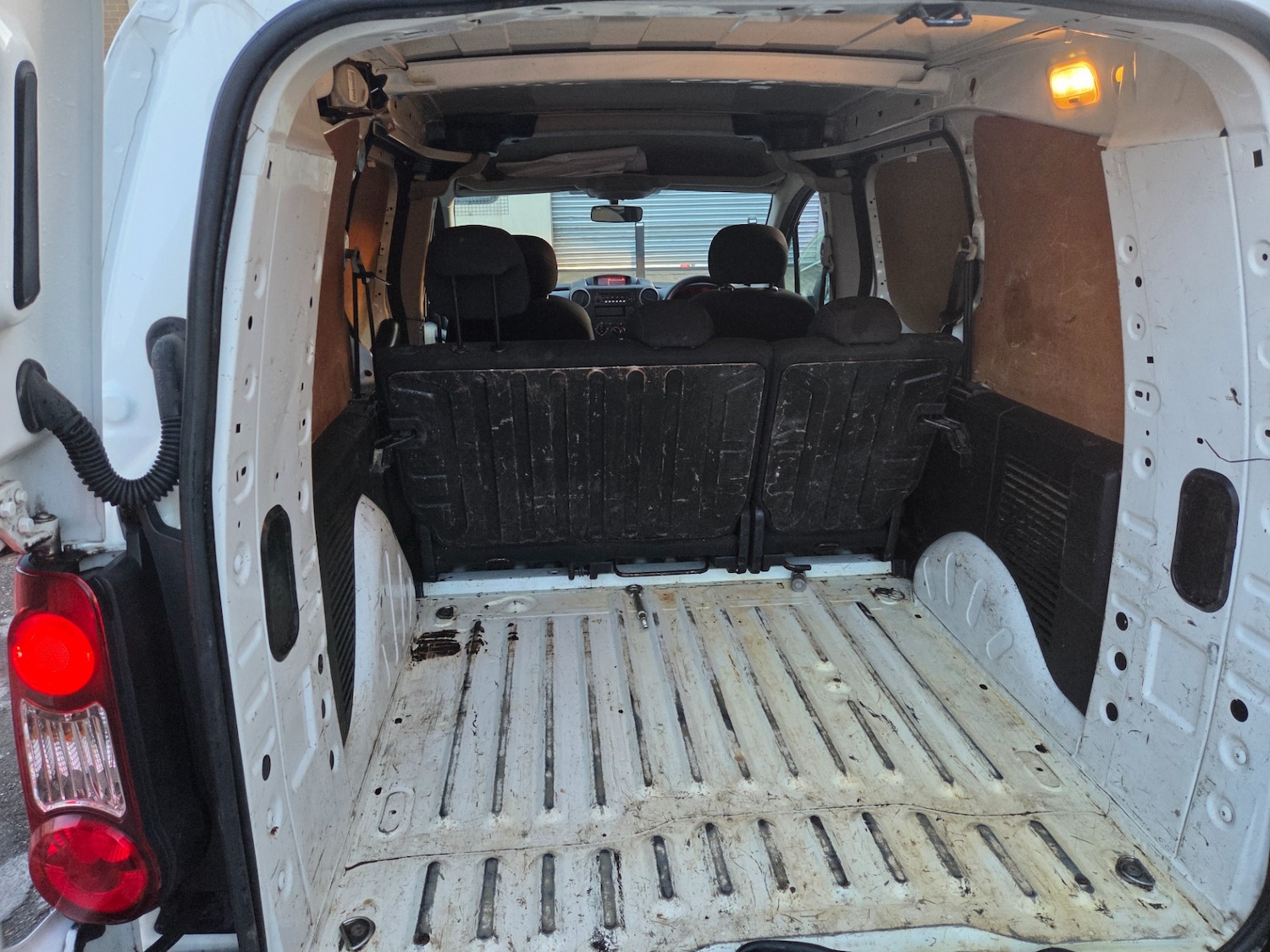 Used Peugeot Partner 2017 for sale - 77709105: Photo 7