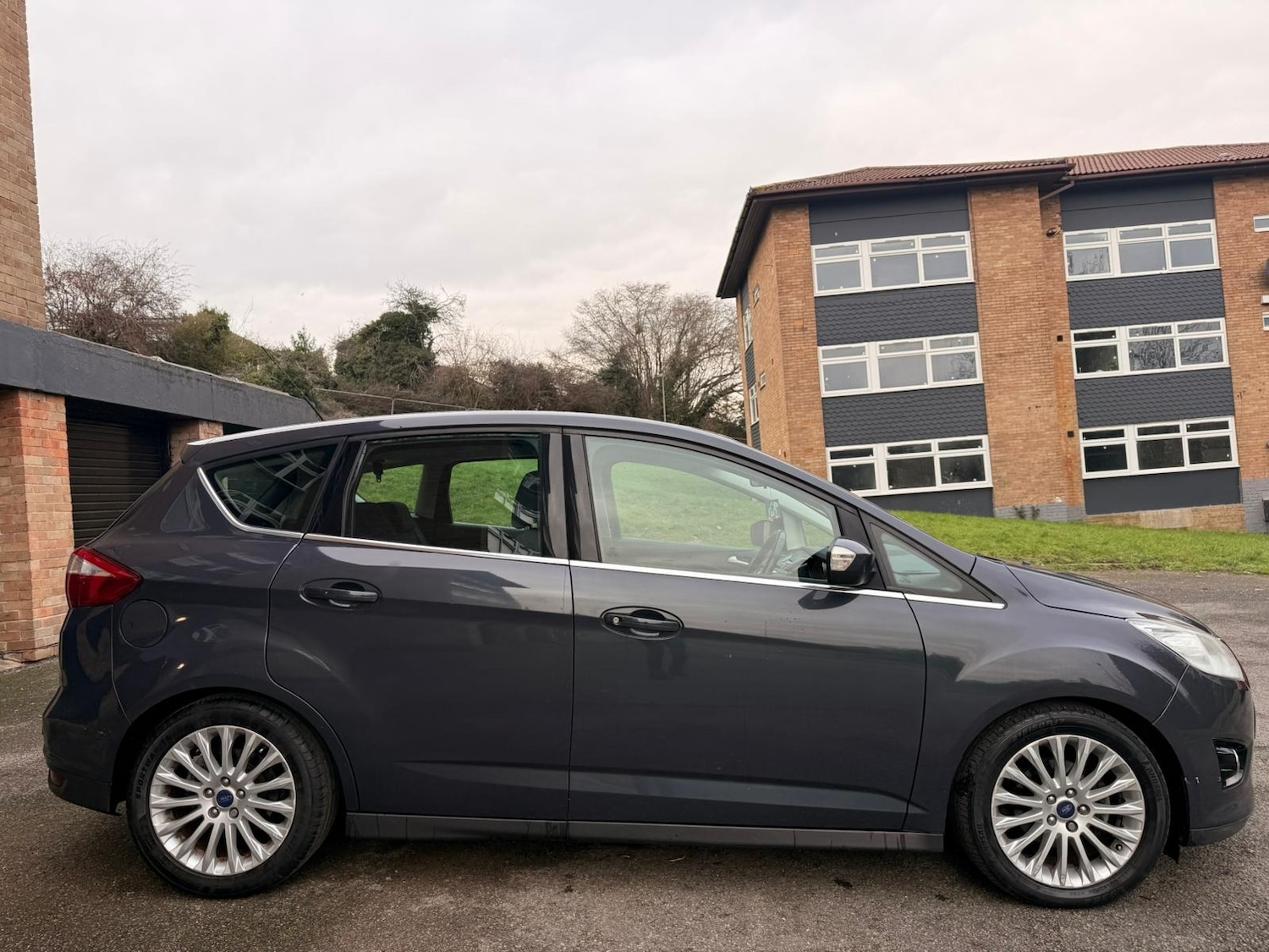 Used Ford C-Max 2014 for sale - 77226105: Photo 8