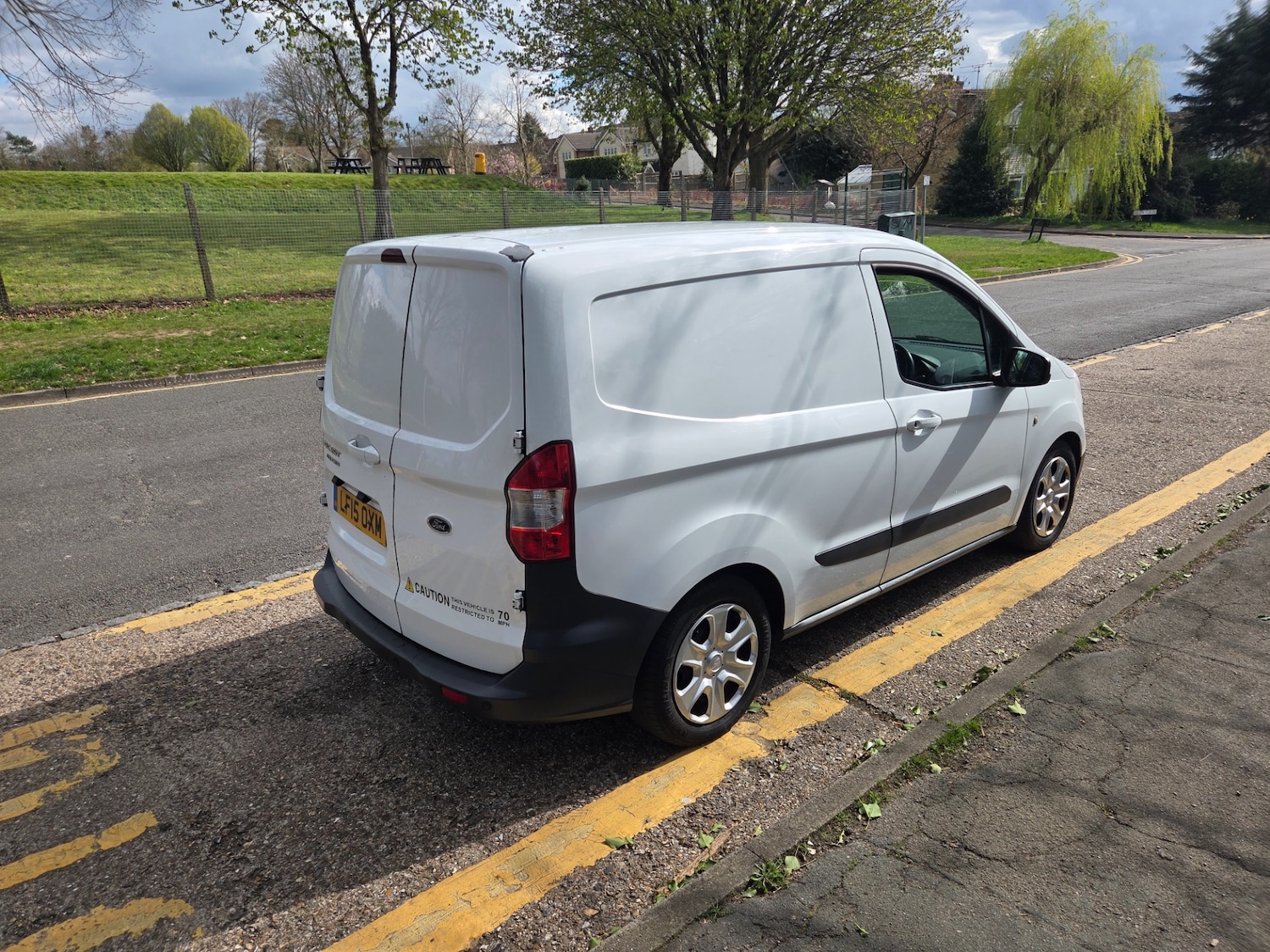 Used Ford Transit Courier 2015 for sale - 78084652: Photo 4