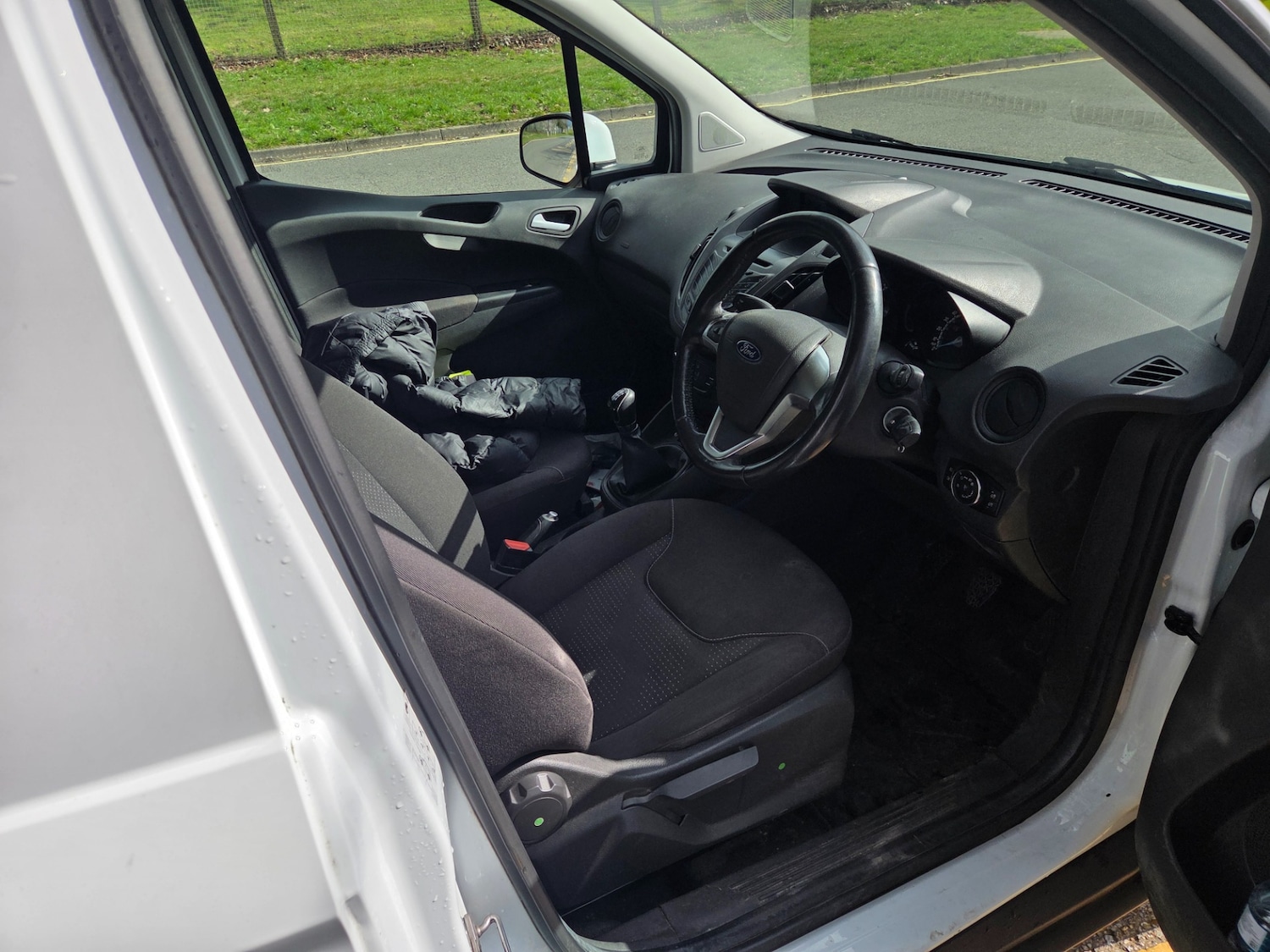 Used Ford Transit Courier 2015 for sale - 78084652: Photo 8