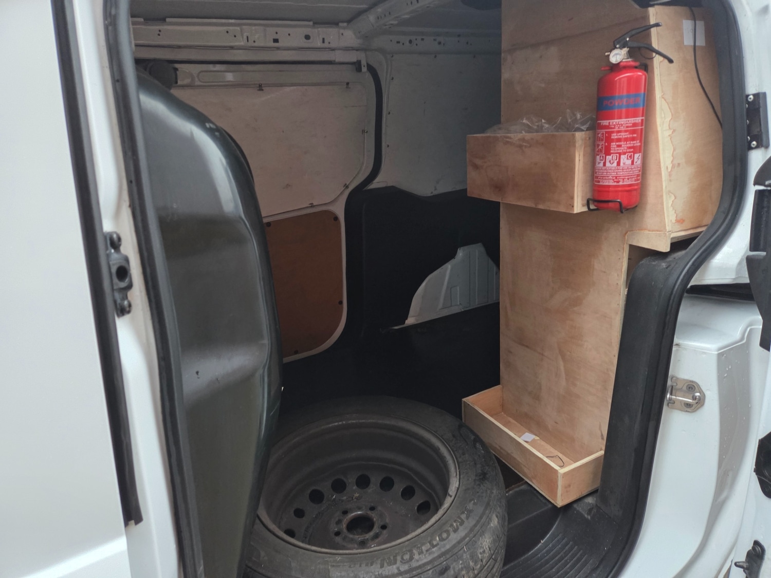 Used Ford Transit Connect 2014 for sale - 77275134: Photo 8