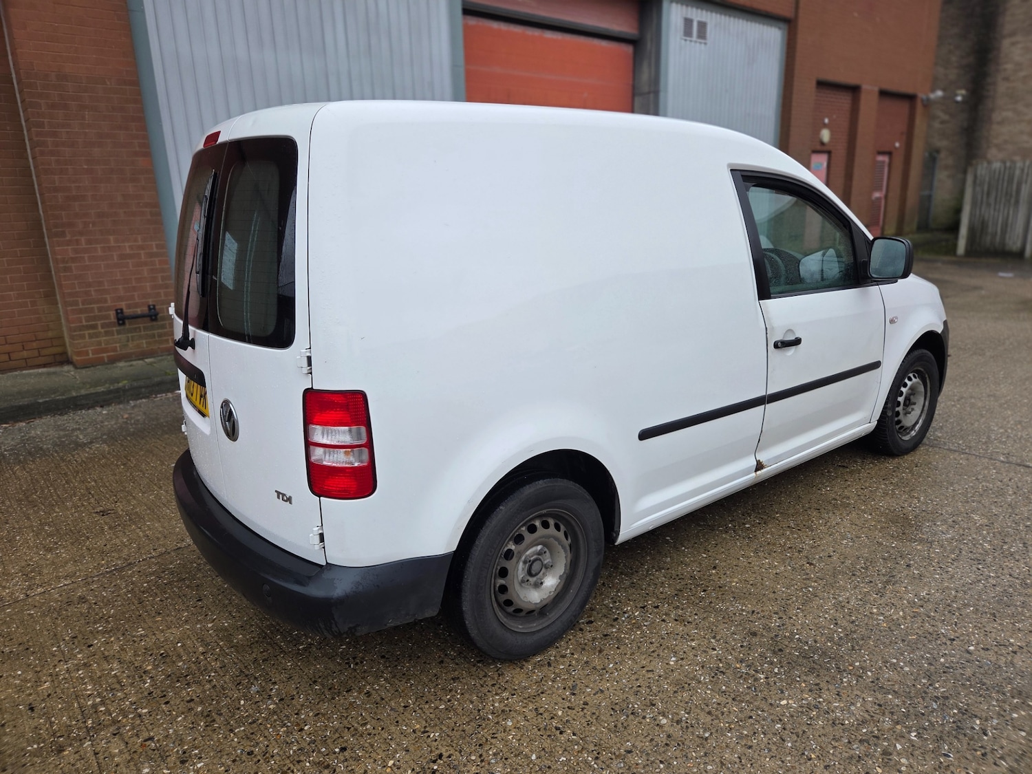 Used Volkswagen Caddy 2013 for sale - 77897930: Photo 4