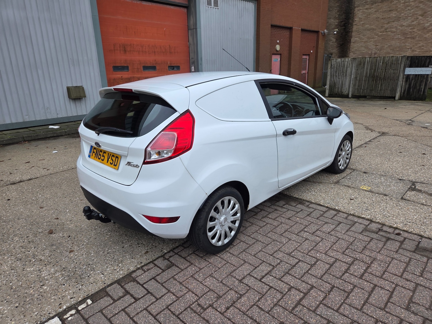 Used Ford Fiesta 2015 for sale - 77324688: Photo 4