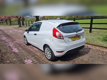 Used Ford Fiesta 2014 for sale - 78237742: Photo