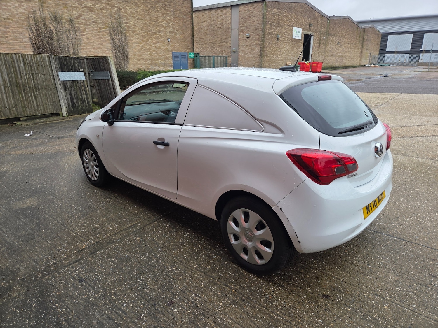 Used Vauxhall Corsa 2016 for sale - 77656621: Photo 3