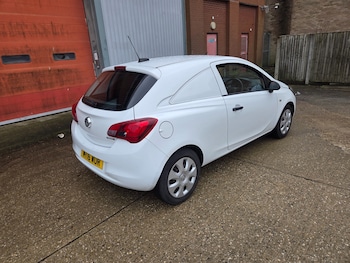 Used Vauxhall Corsa 2016 for sale - 77656621: Photo