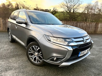 Used Mitsubishi Outlander 2017 for sale - 79269723: Photo