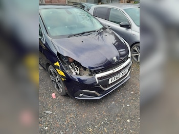Used Peugeot 208 2016 for sale - 77095758: Photo