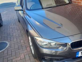 Used BMW 3 Series 2017 for sale - 74360379: Photo