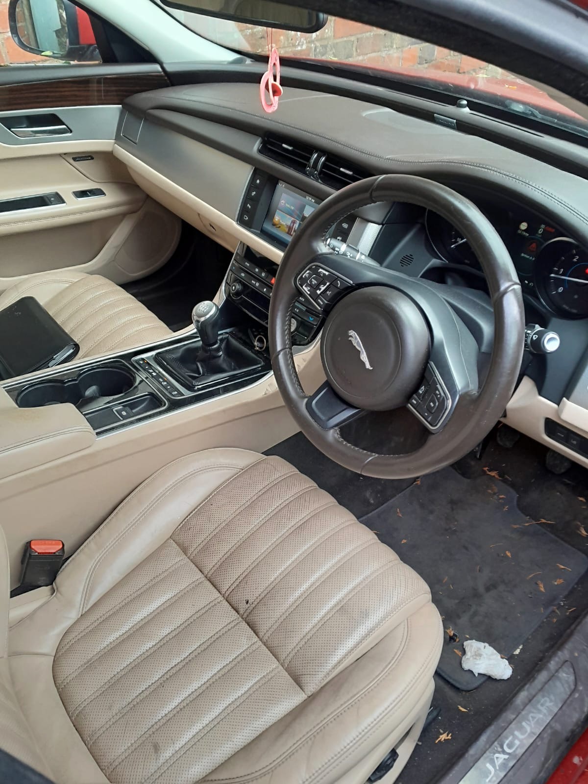 Used Jaguar XF 2015 for sale - 77095441: Photo 7