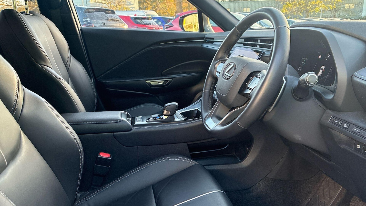 Used Lexus LBX 2025 for sale - 76613234: Photo 13