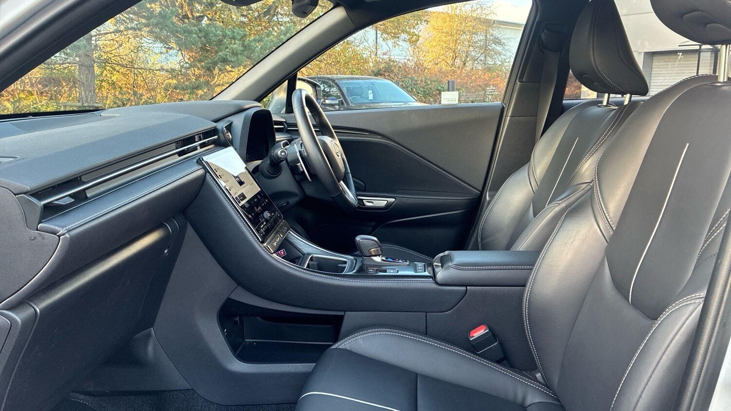 Used Lexus LBX 2025 for sale - 76613234: Photo 30