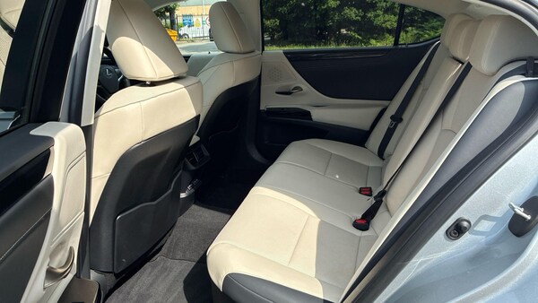 Used Lexus ES 2023 for sale - 75646196: Photo 16