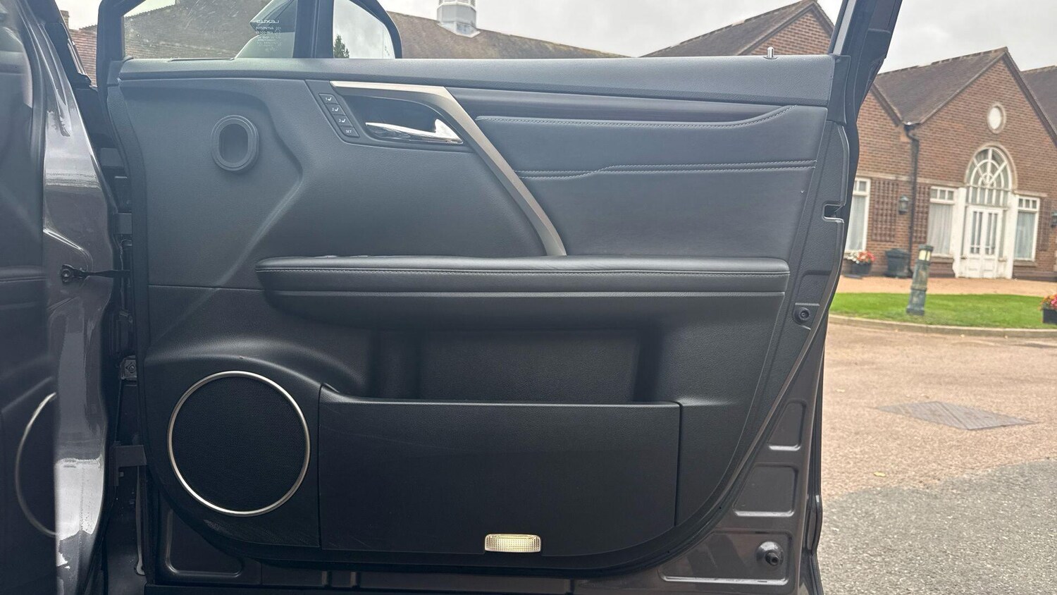 Used Lexus RX 2022 for sale - 77314820: Photo 28