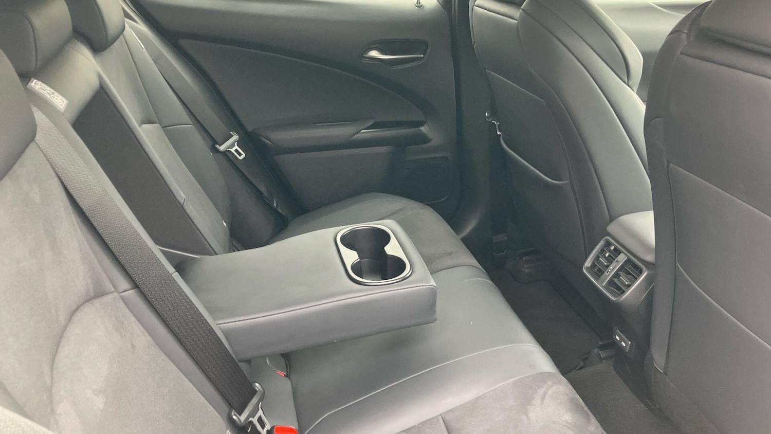 Used Lexus UX 2021 for sale - 76380481: Photo 29