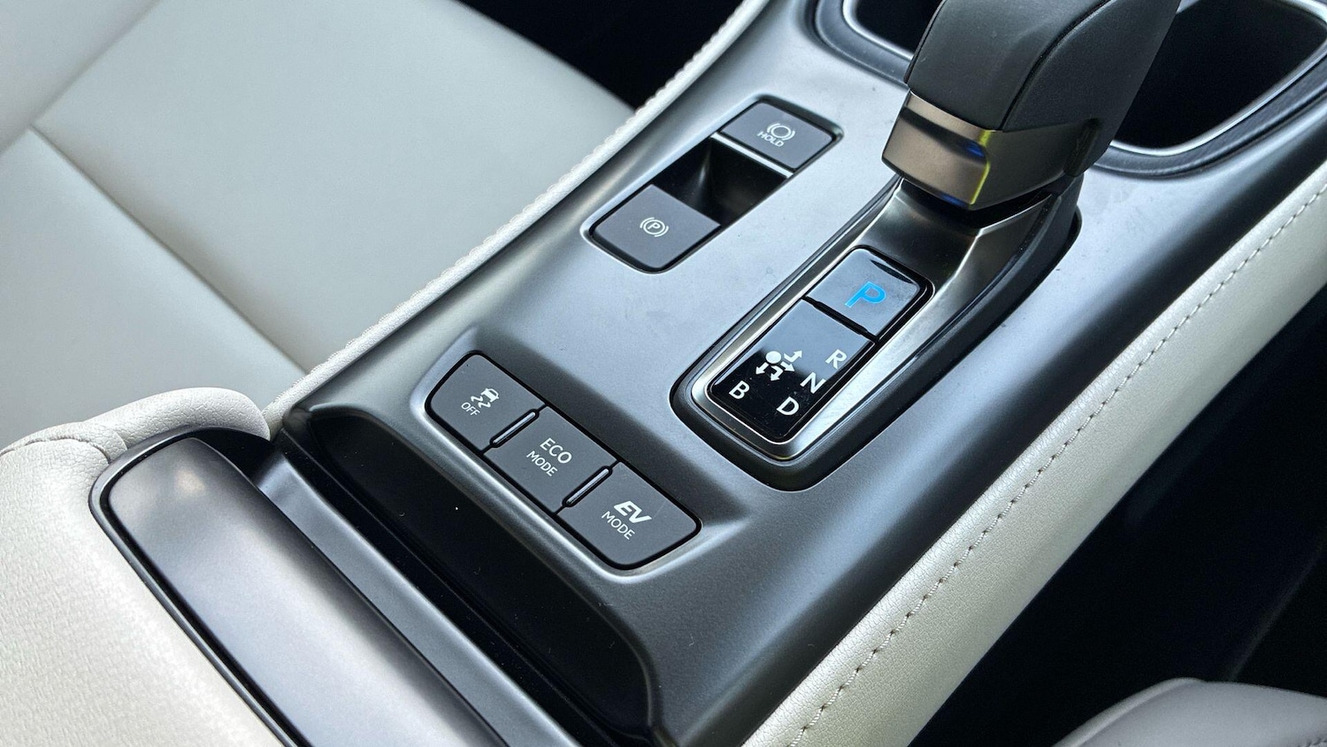 Used Lexus LBX 2025 for sale - 76612928: Photo 12