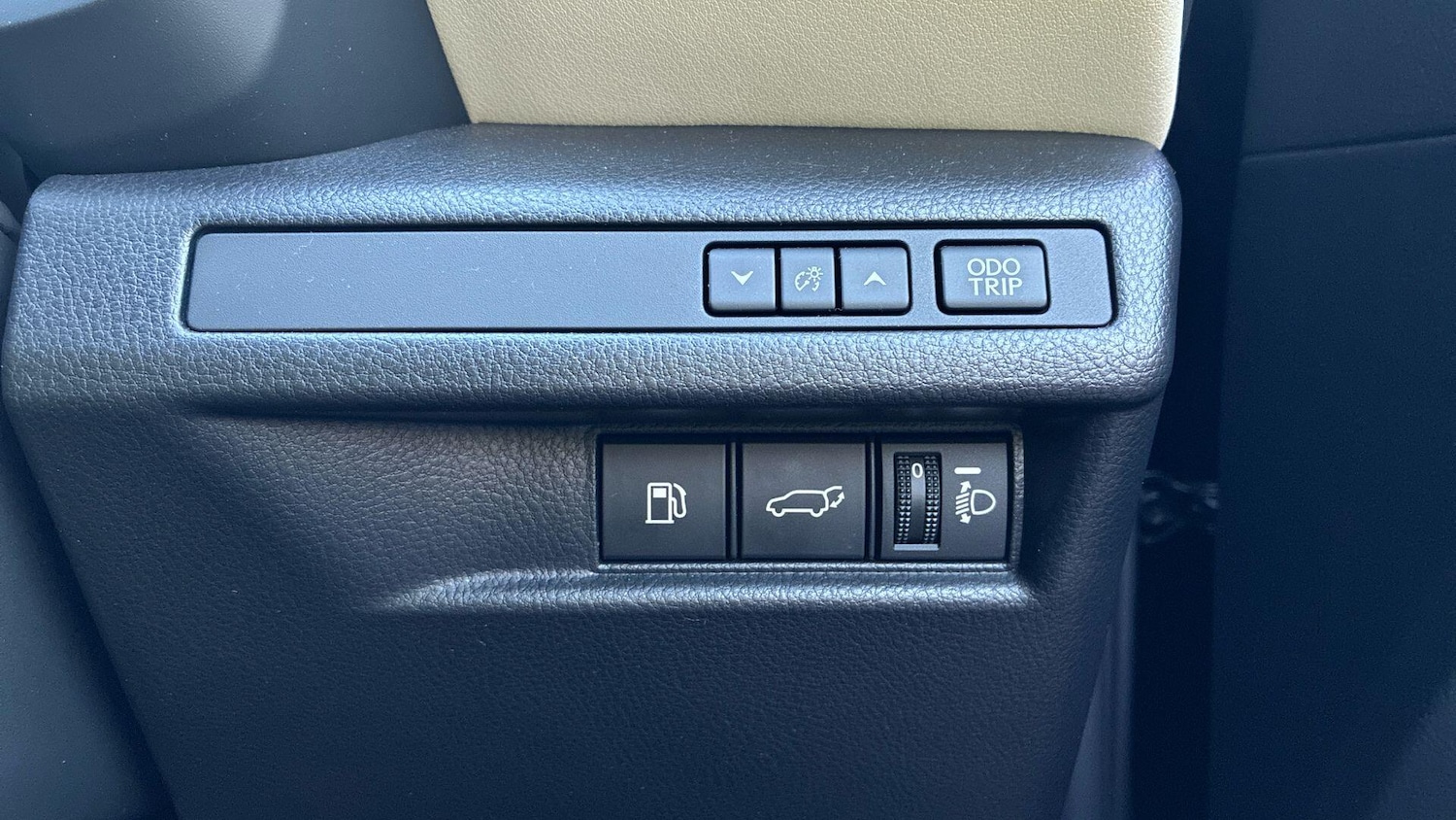 Used Lexus LBX 2025 for sale - 76612928: Photo 18