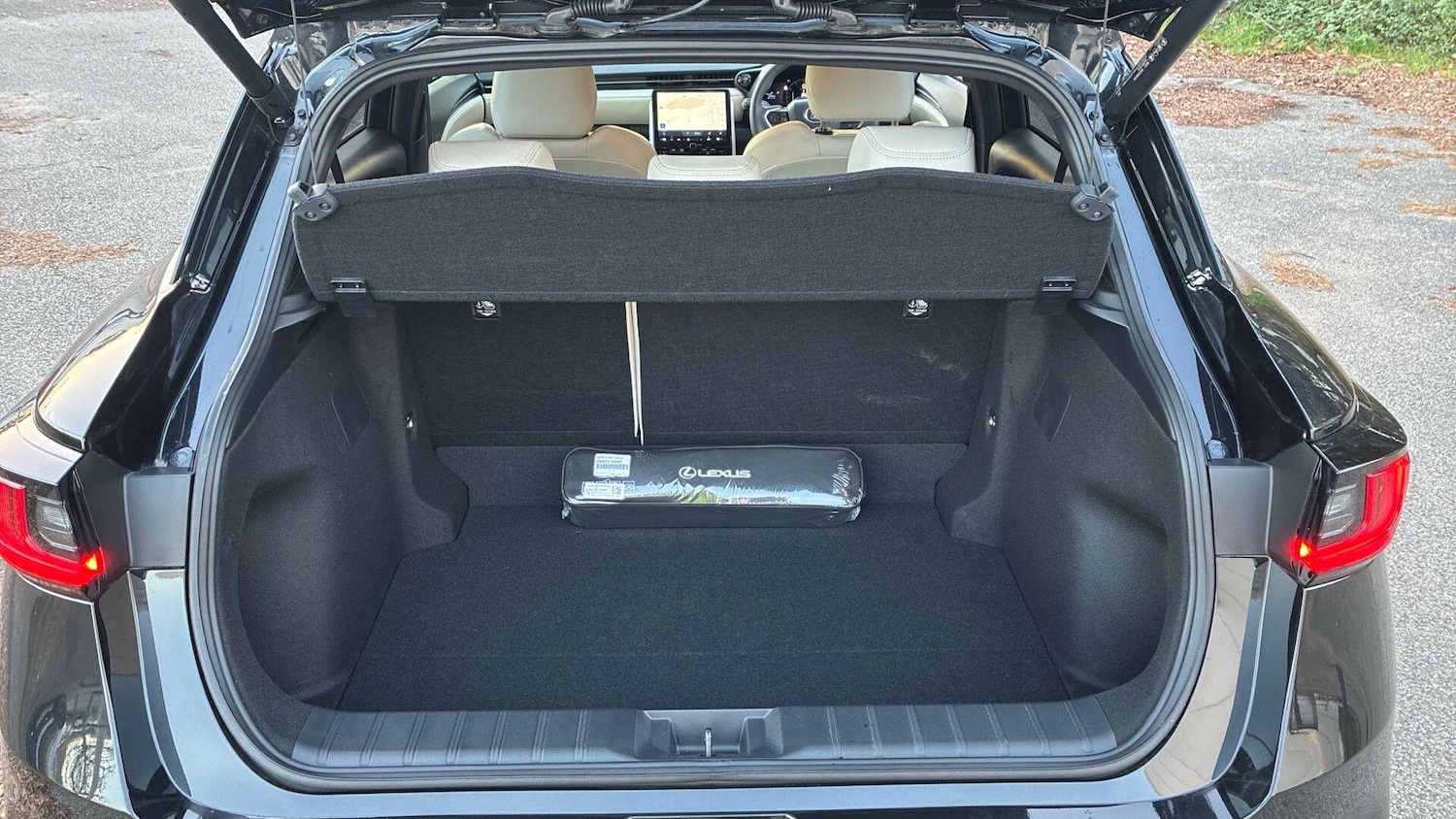 Used Lexus LBX 2025 for sale - 76612928: Photo 29