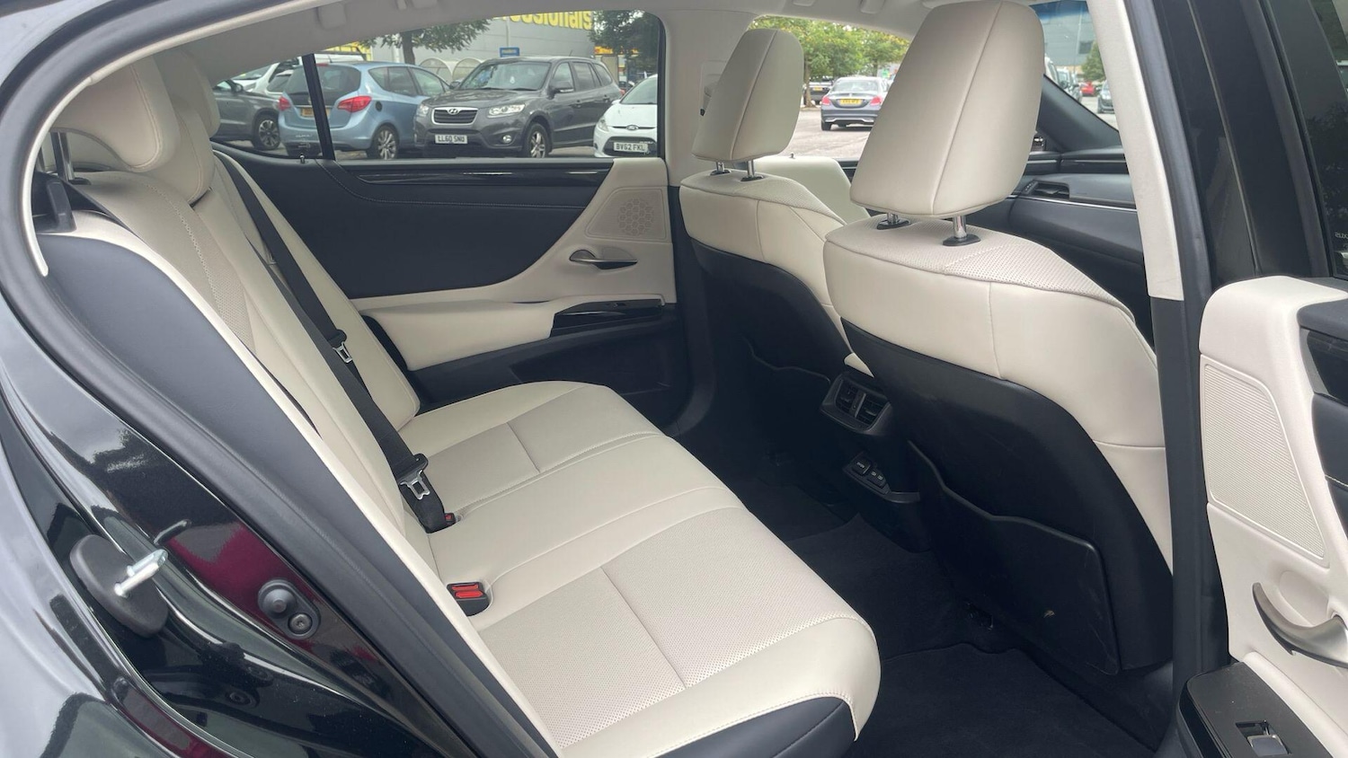 Used Lexus ES 2023 for sale - 77109641: Photo 11