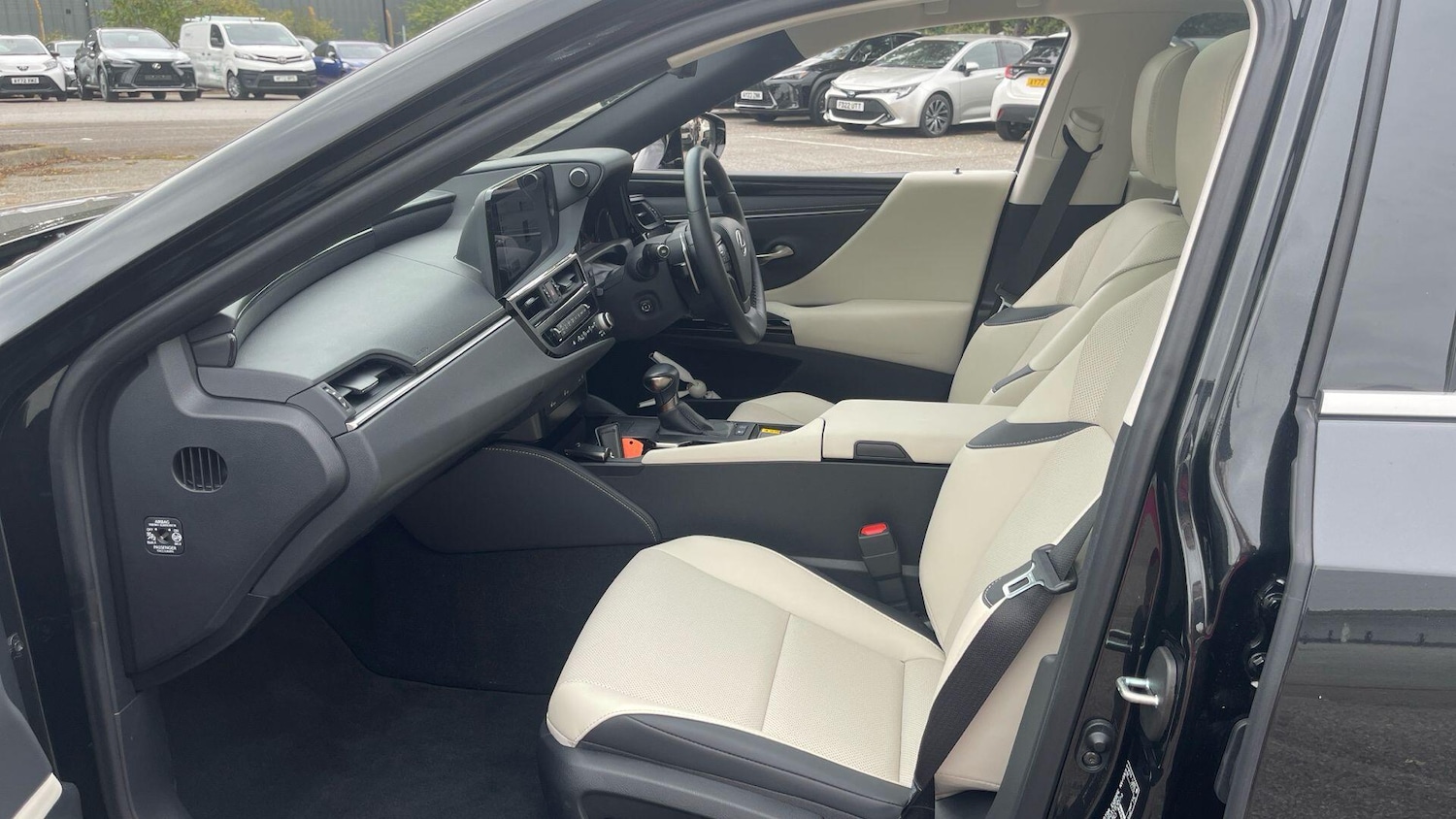 Used Lexus ES 2023 for sale - 77109641: Photo 8