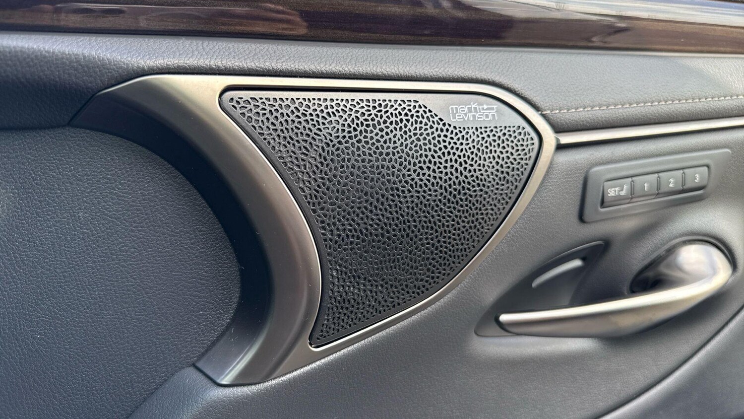 Used Lexus ES 2019 for sale - 77315048: Photo 45