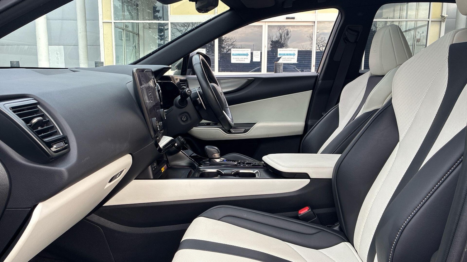 Used Lexus NX 2024 for sale - 77377592: Photo 8