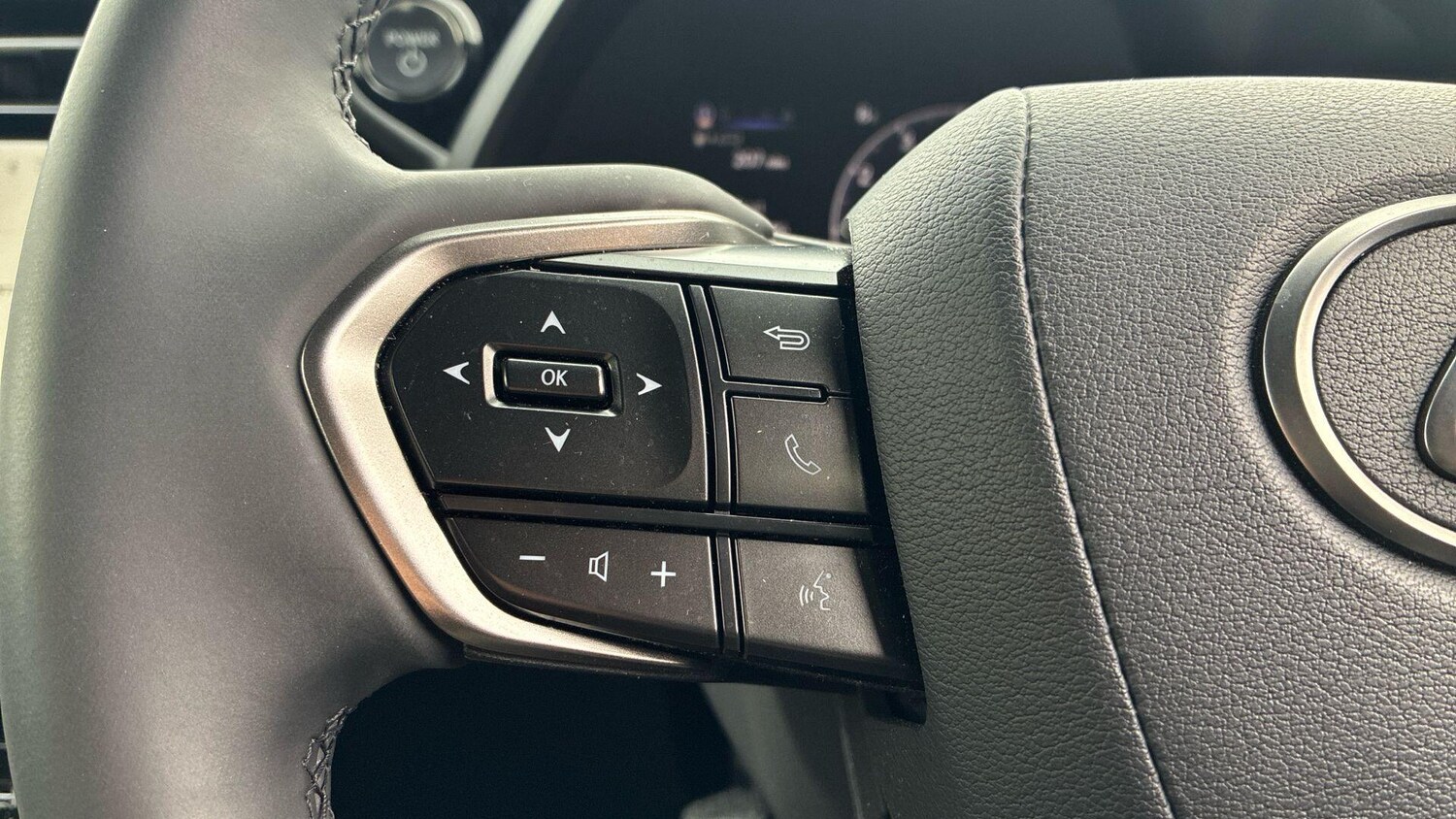 Used Lexus LBX for sale - 77598672: Photo 18