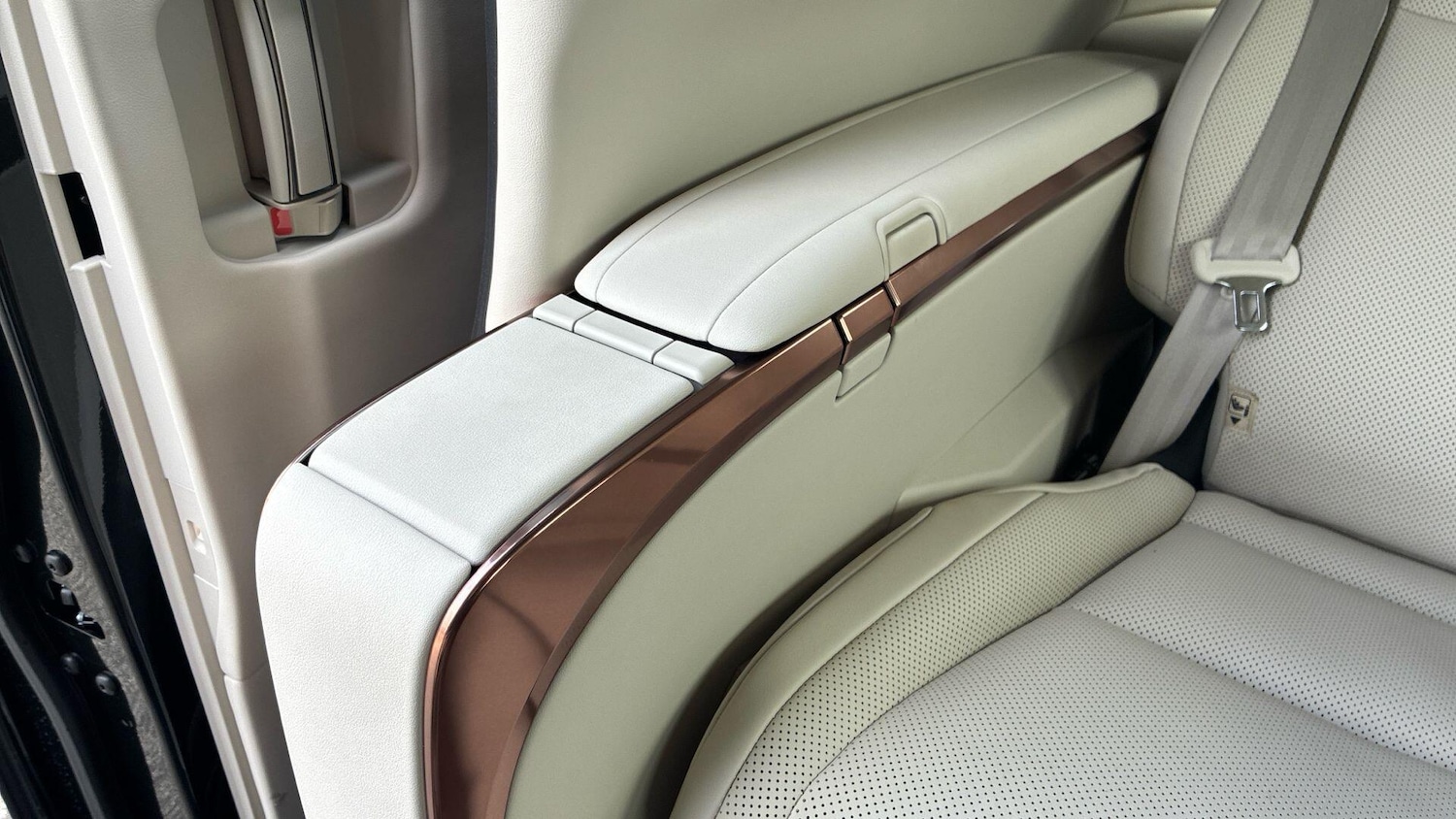 Used Lexus LM 2025 for sale - 78127814: Photo 43