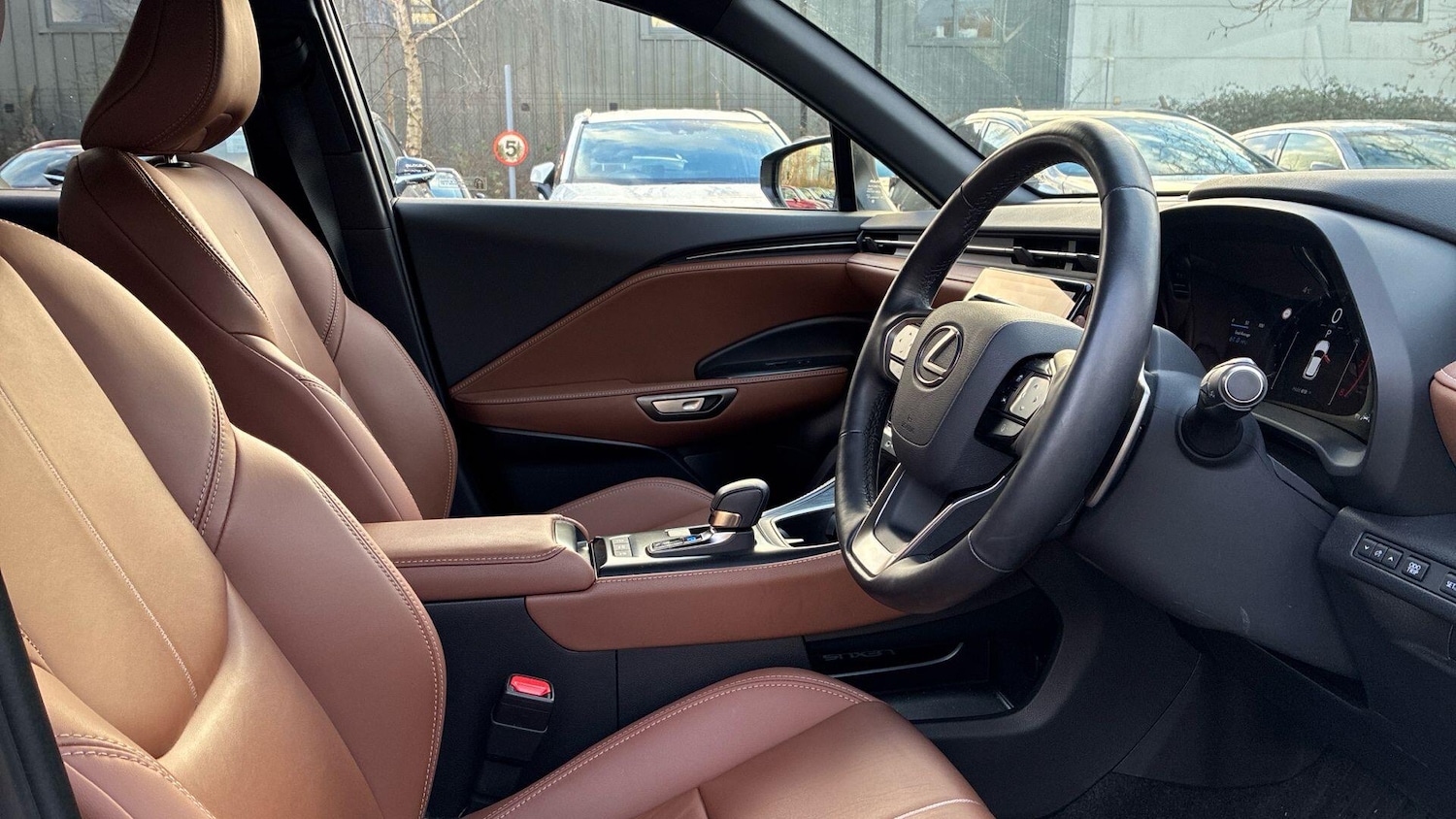 Used Lexus LBX 2024 for sale - 77238439: Photo 15