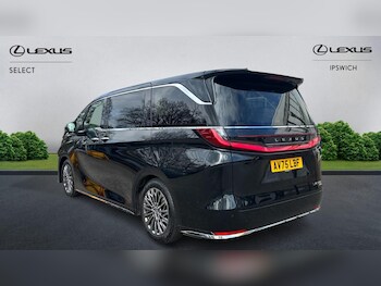 Used Lexus LM 2025 for sale - 77909641: Photo