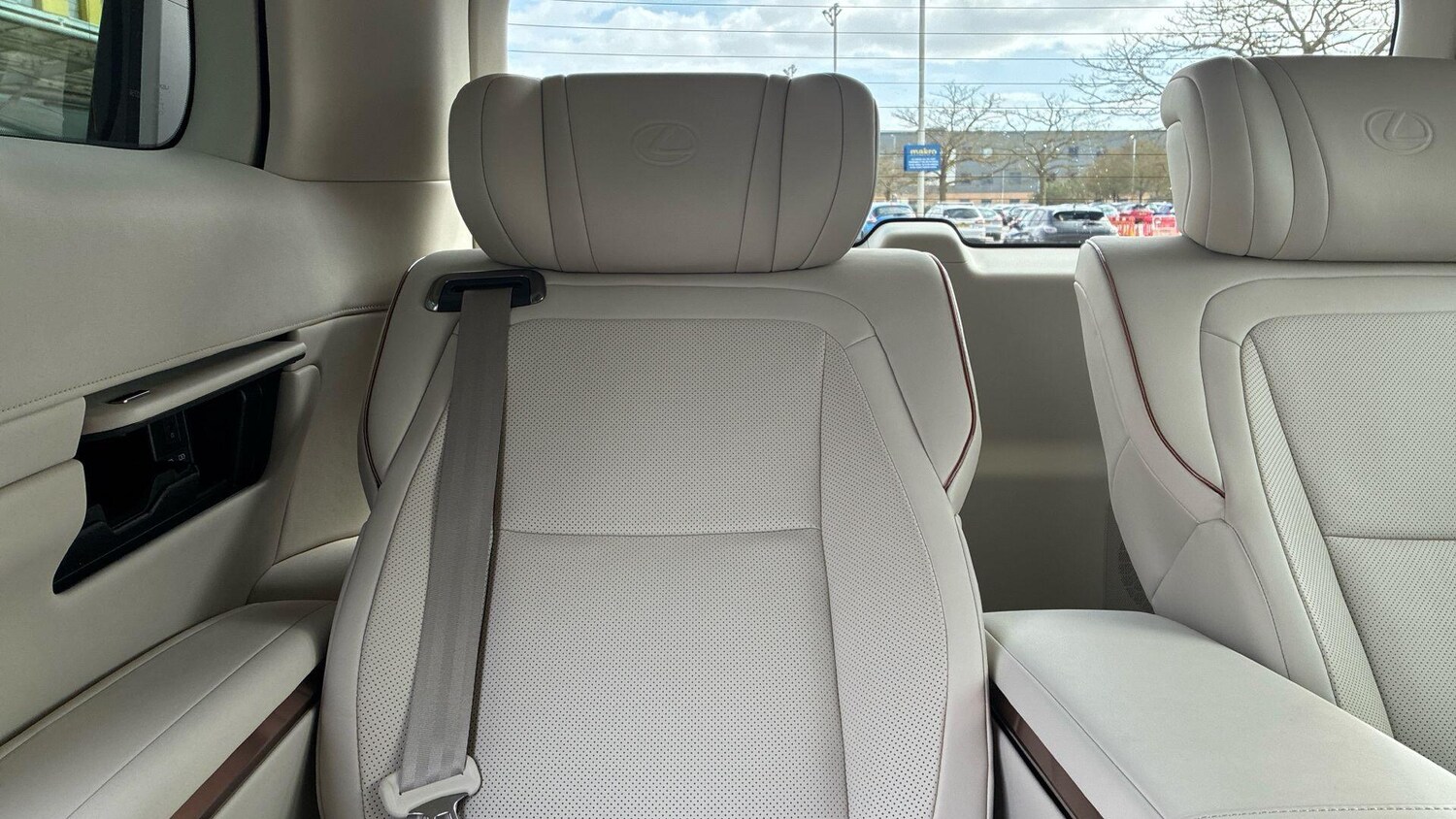 Used Lexus LM for sale - 77909641: Photo 41