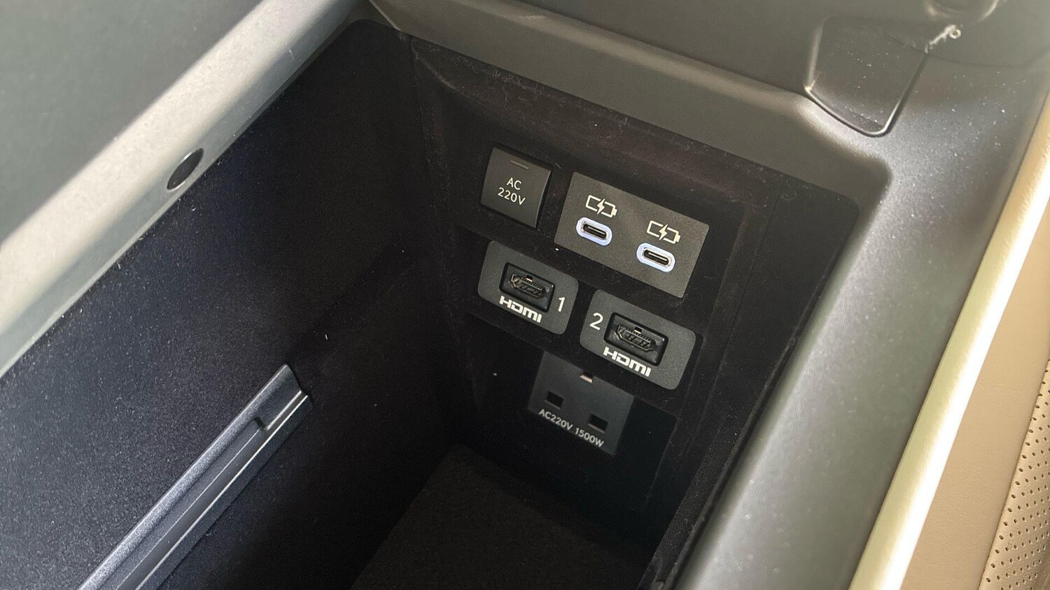 Used Lexus LM for sale - 77909641: Photo 57