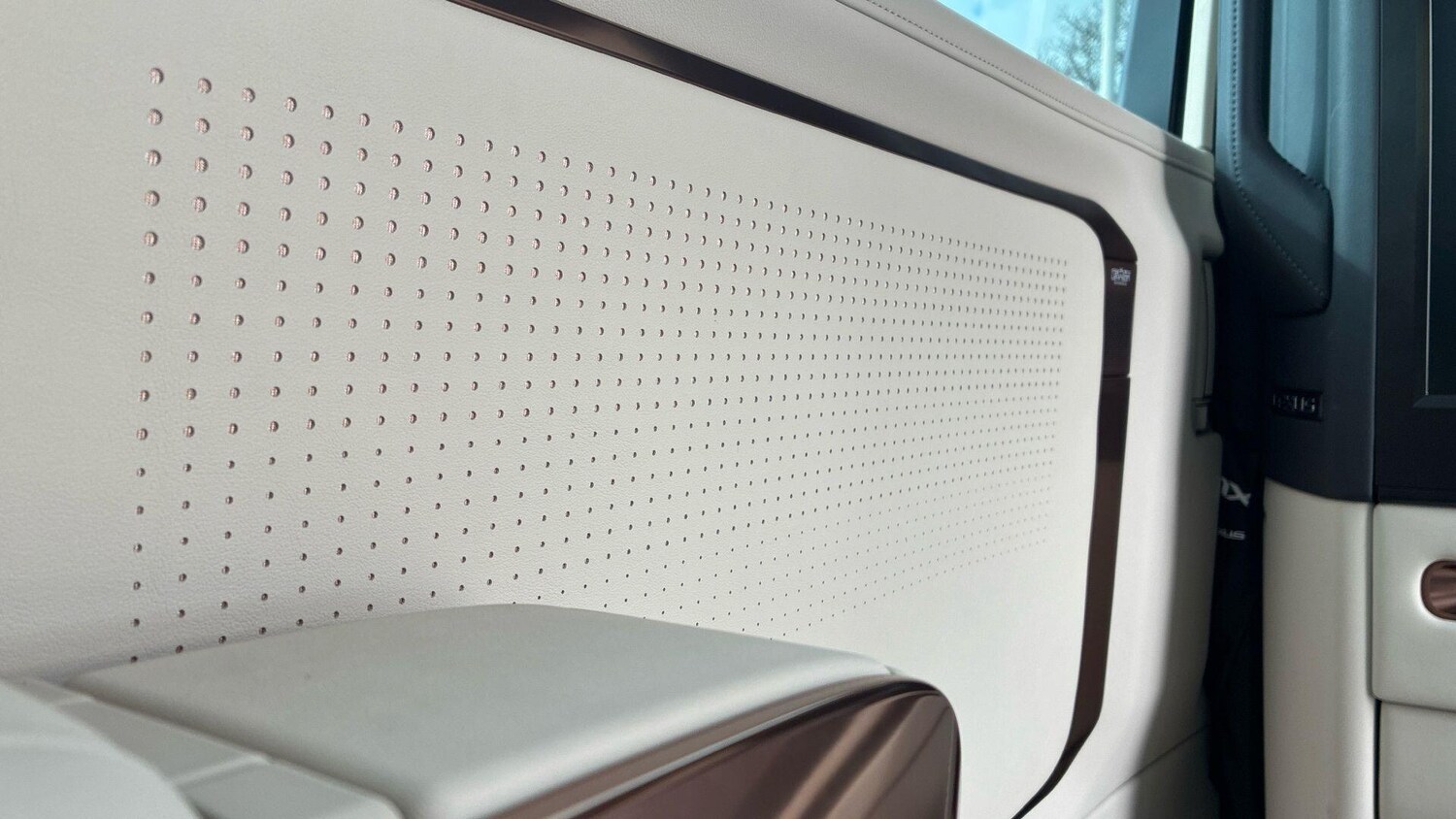 Used Lexus LM for sale - 77909641: Photo 60