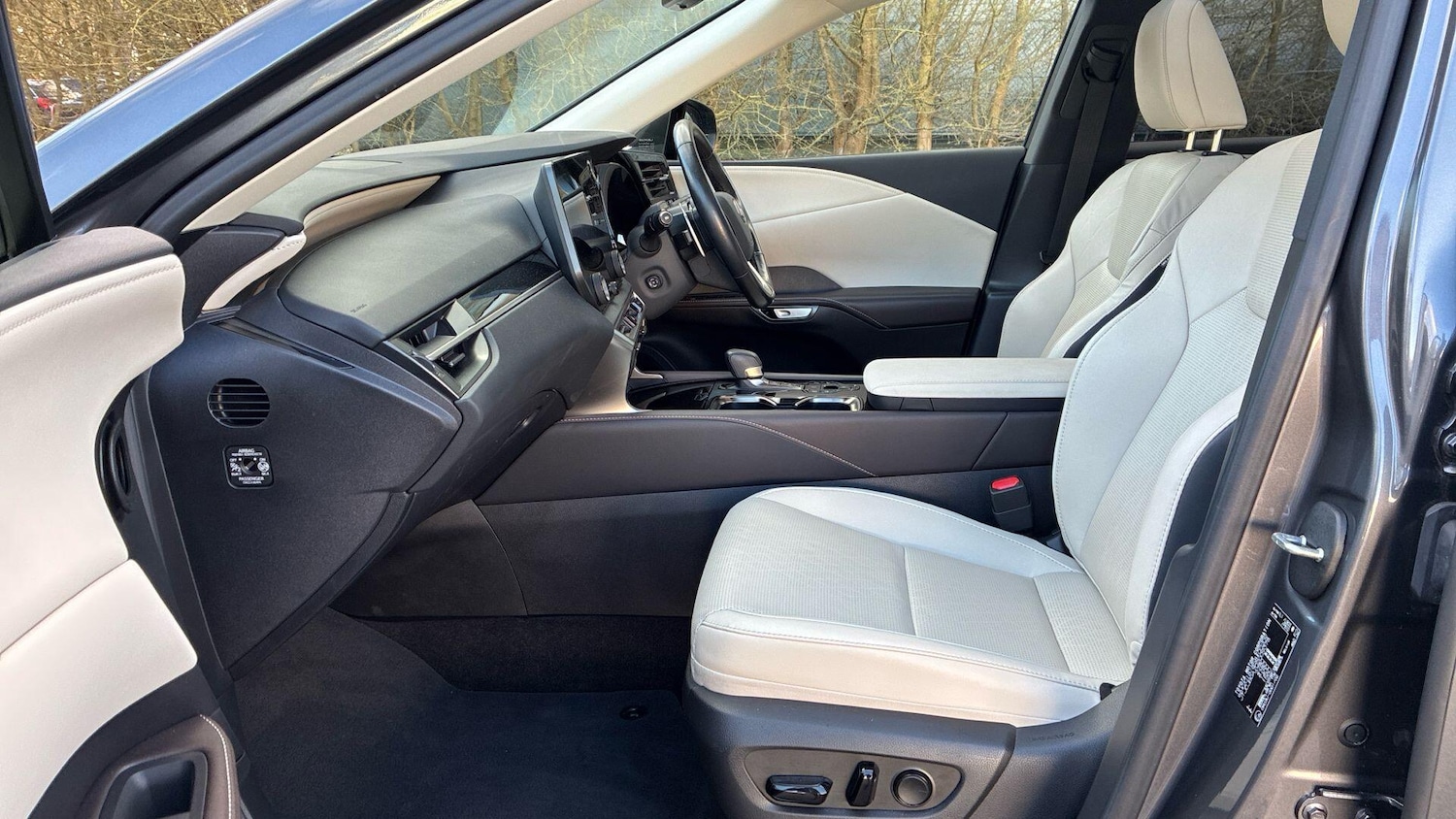 Used Lexus RX 2024 for sale - 77524496: Photo 8