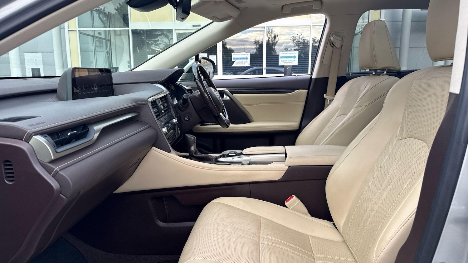 Used Lexus RX 2016 for sale - 76380955: Photo 8