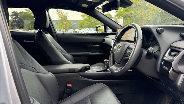 Used Lexus UX 2023 for sale - 76327283: Photo 13