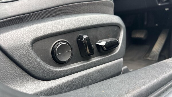 Used Lexus UX 2023 for sale - 76327283: Photo 27