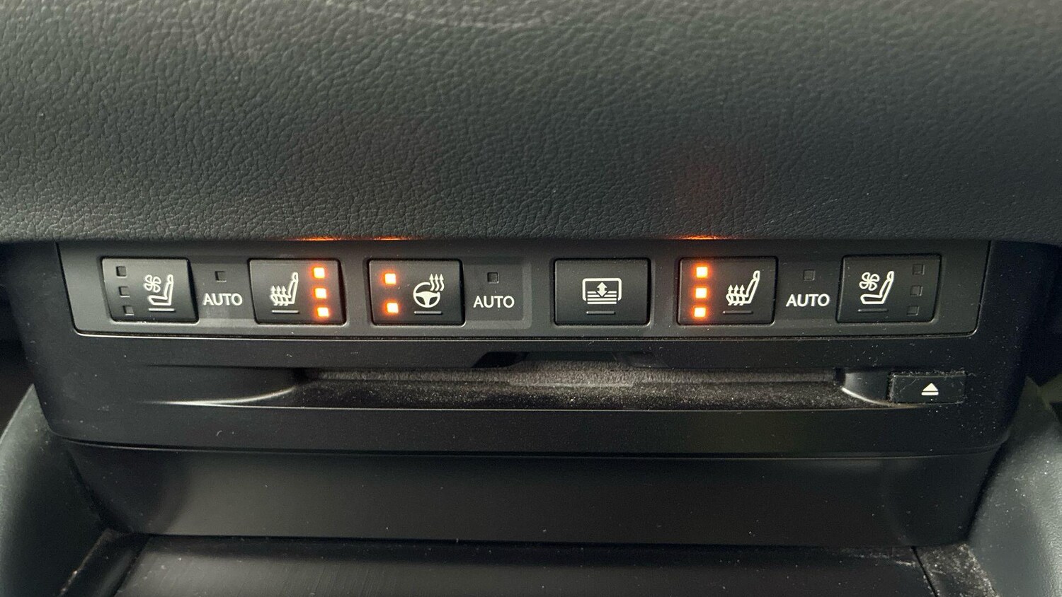 Used Lexus ES 2021 for sale - 77314841: Photo 18