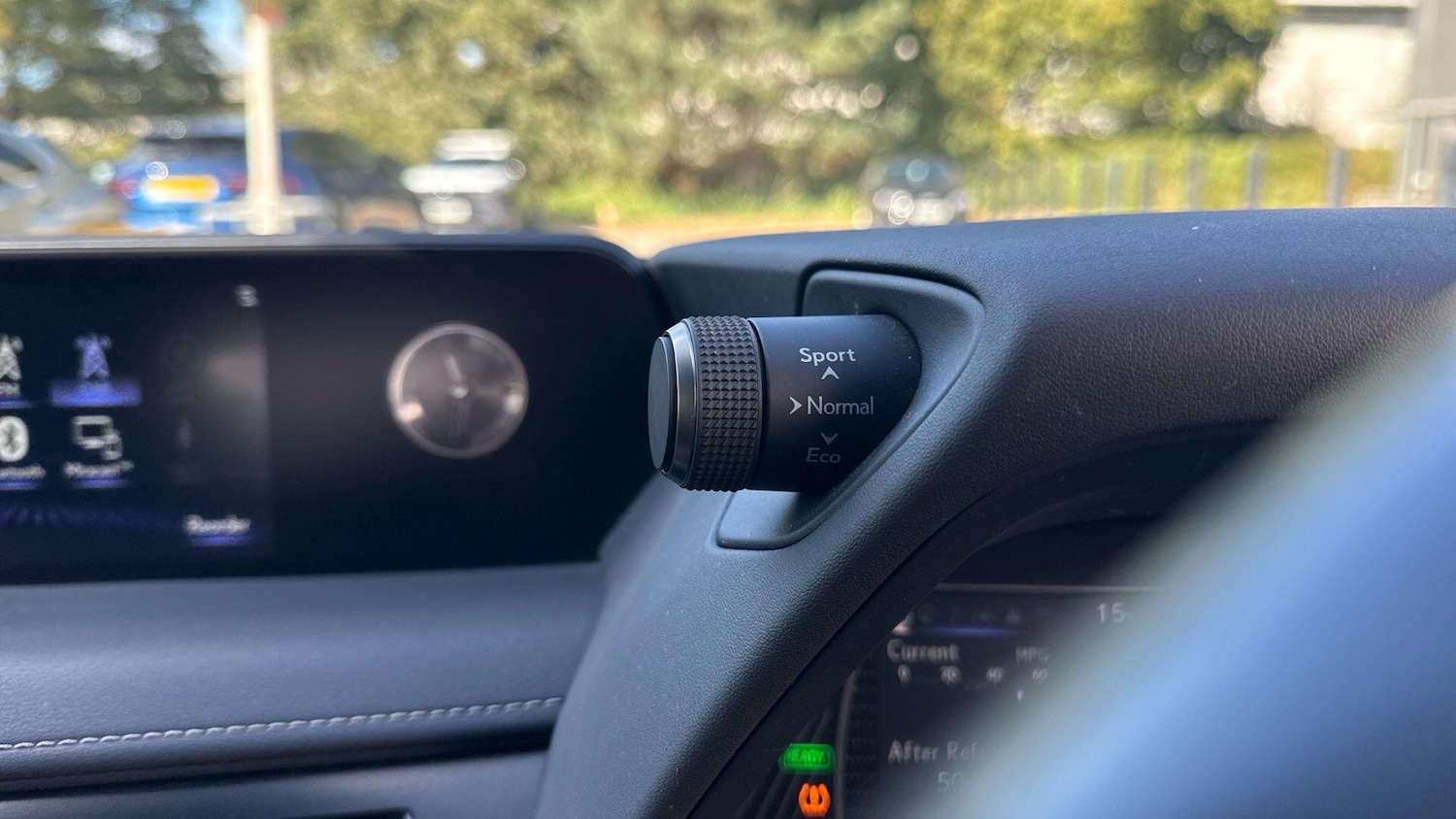 Used Lexus UX 2020 for sale - 75927619: Photo 34