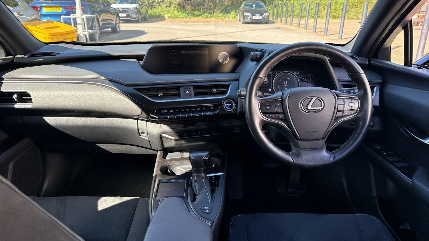 Used Lexus UX 2020 for sale - 75927619: Photo 9