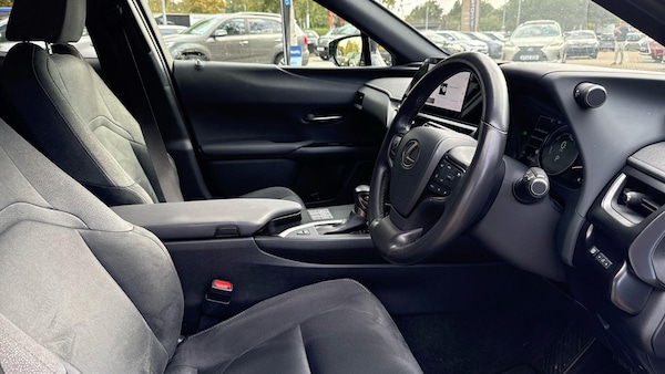 Used Lexus UX 2022 for sale - 76071543: Photo 15