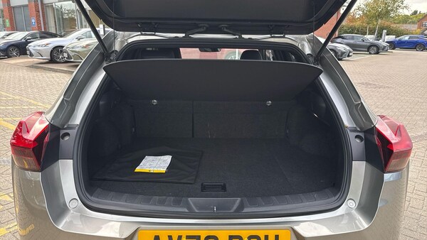 Used Lexus UX 2022 for sale - 76071543: Photo 17