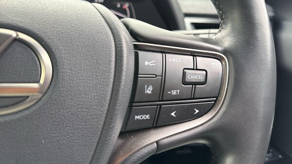Used Lexus UX 2022 for sale - 76071543: Photo 30