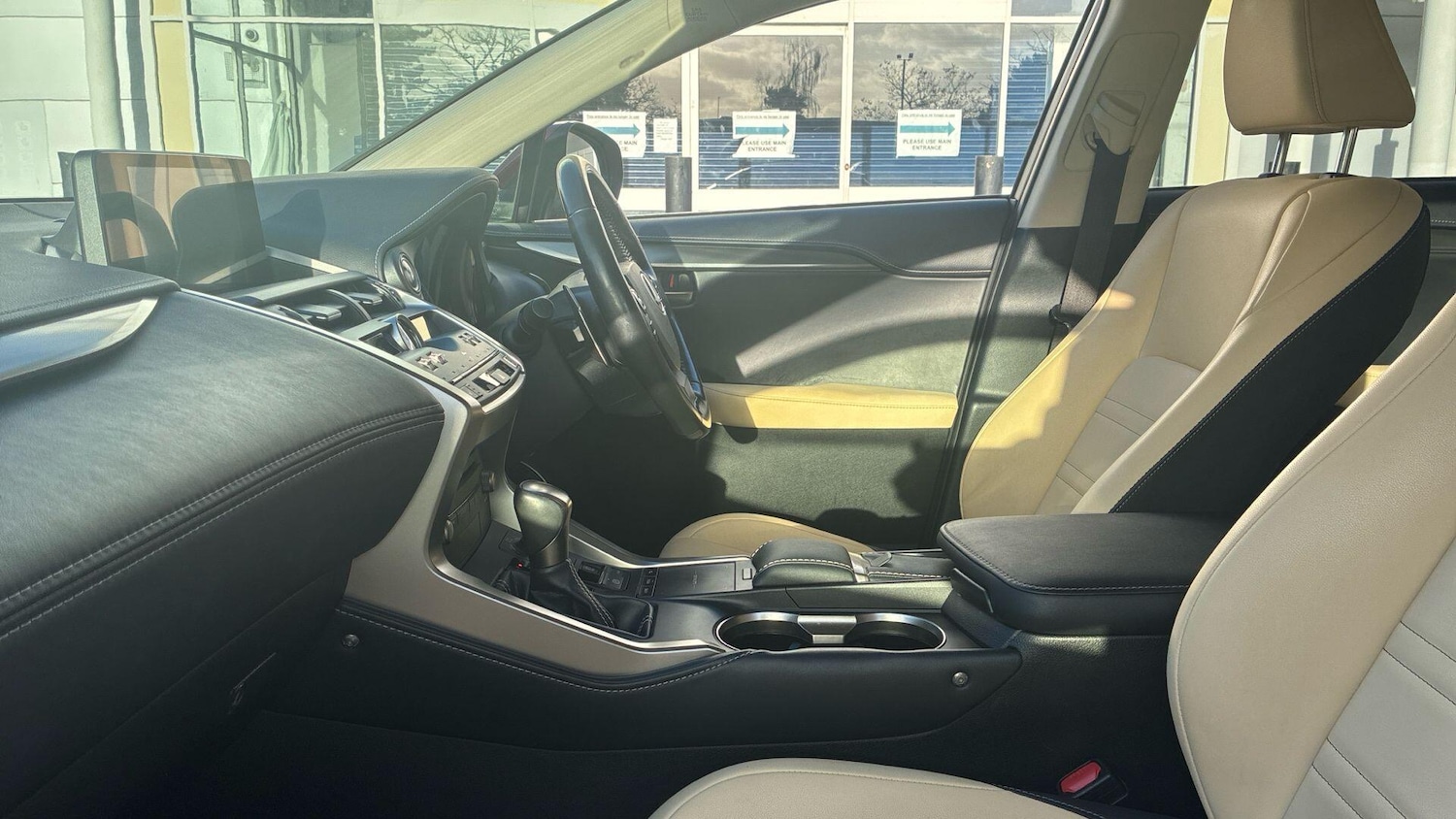 Used Lexus NX 2020 for sale - 76898549: Photo 32